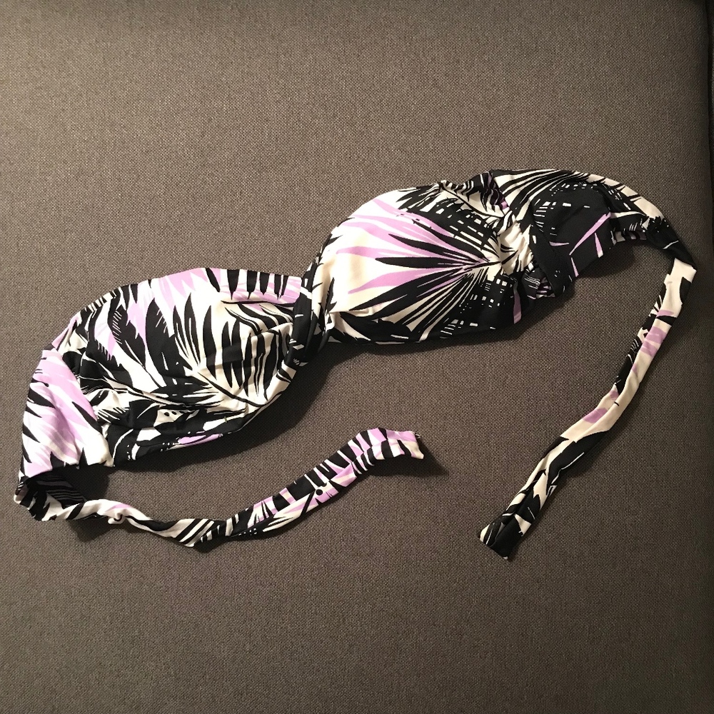 Twist Bandeau Swim Top